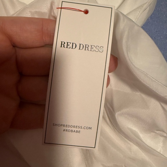 Aura Elegant White Halter Dress - Picture 6 of 7